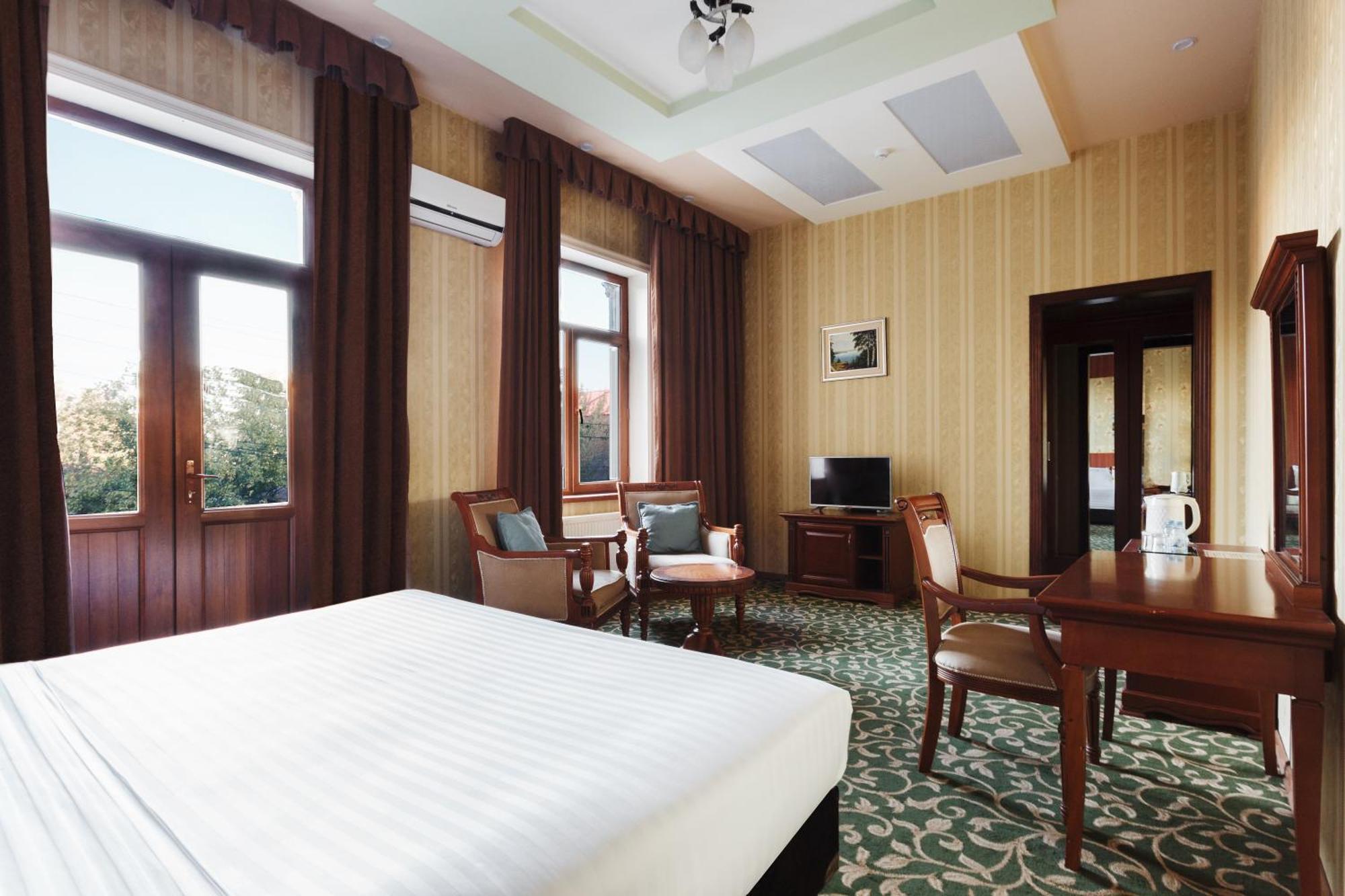 Western Suites Hotel Taskent Exterior foto
