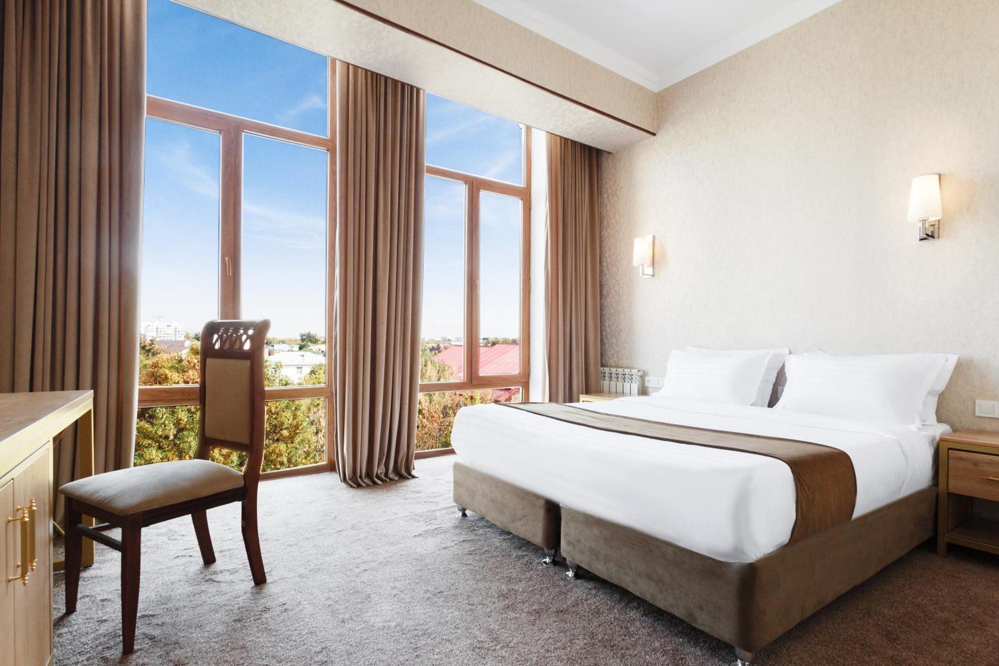 Western Suites Hotel Taskent Exterior foto
